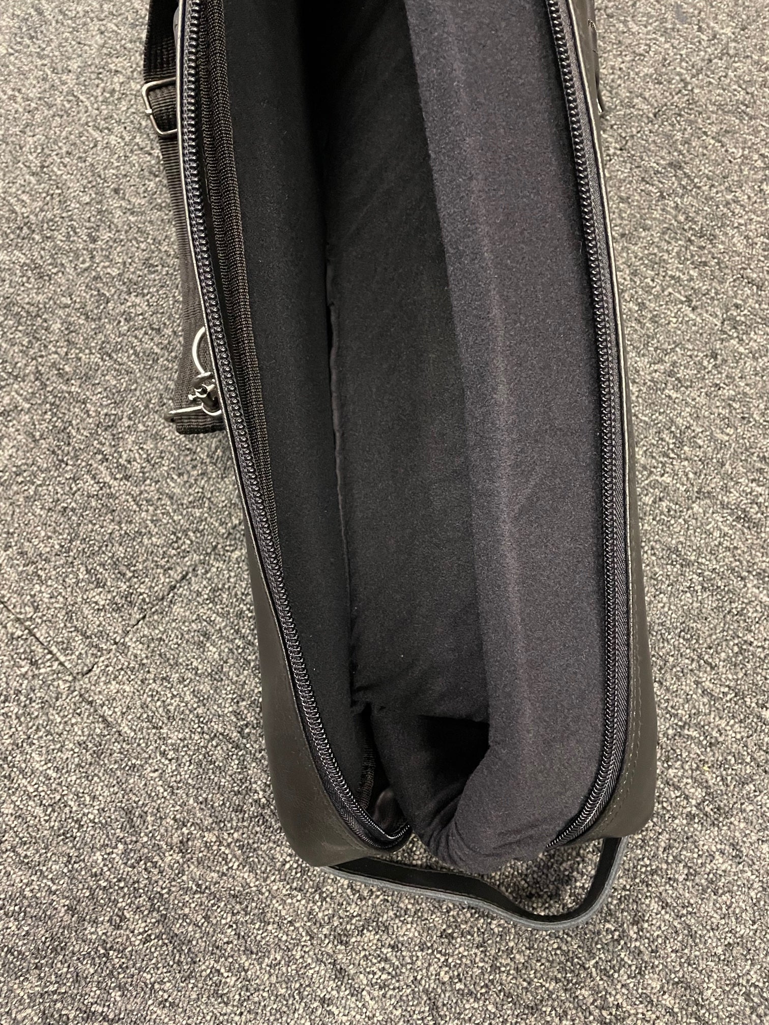 Selmer Bach USA Tenor Saxophone Bag - Image 3