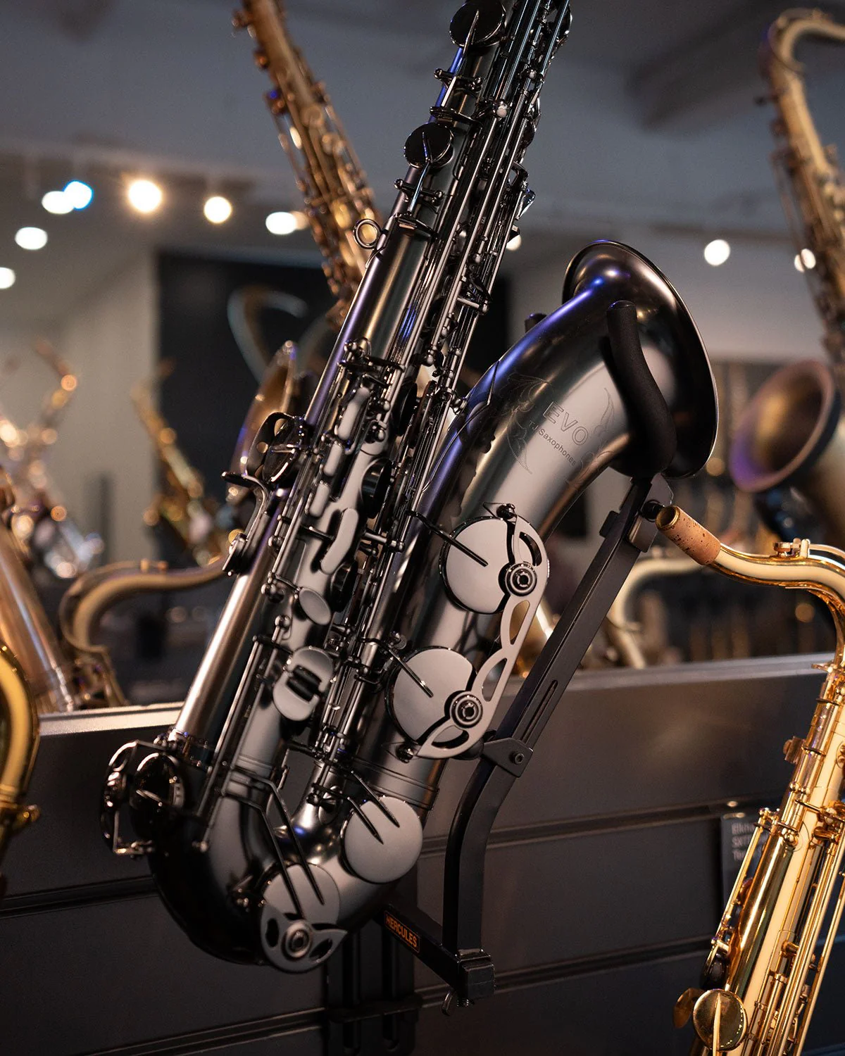Trevor James - EVO Tenor Sax - Matt Black - Image 2